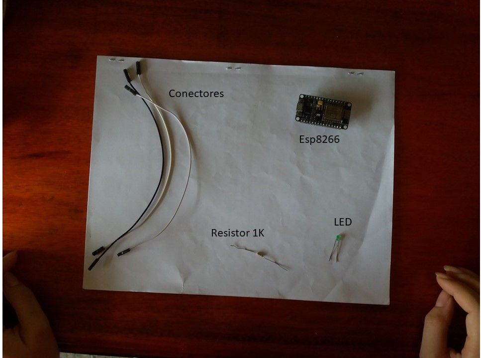 Blink LED con NodeMCU Esp8266 + IDE Arduino Diapositiva1